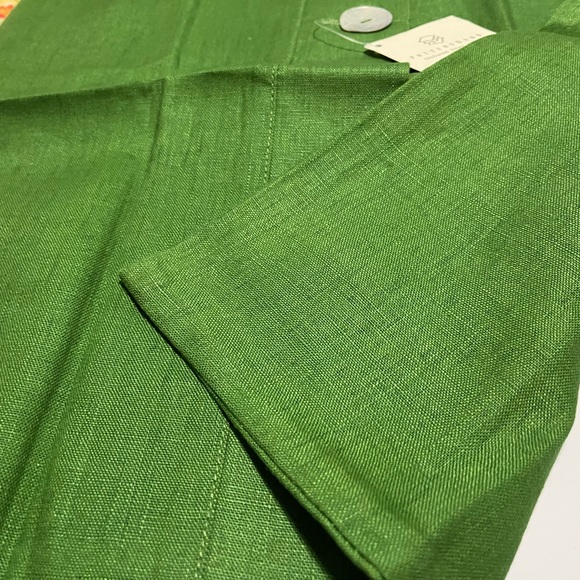 New Pottery Barn Textured Linen Accent Pillow Cover, Green, 18” Holiday Green - Picture 2 of 8